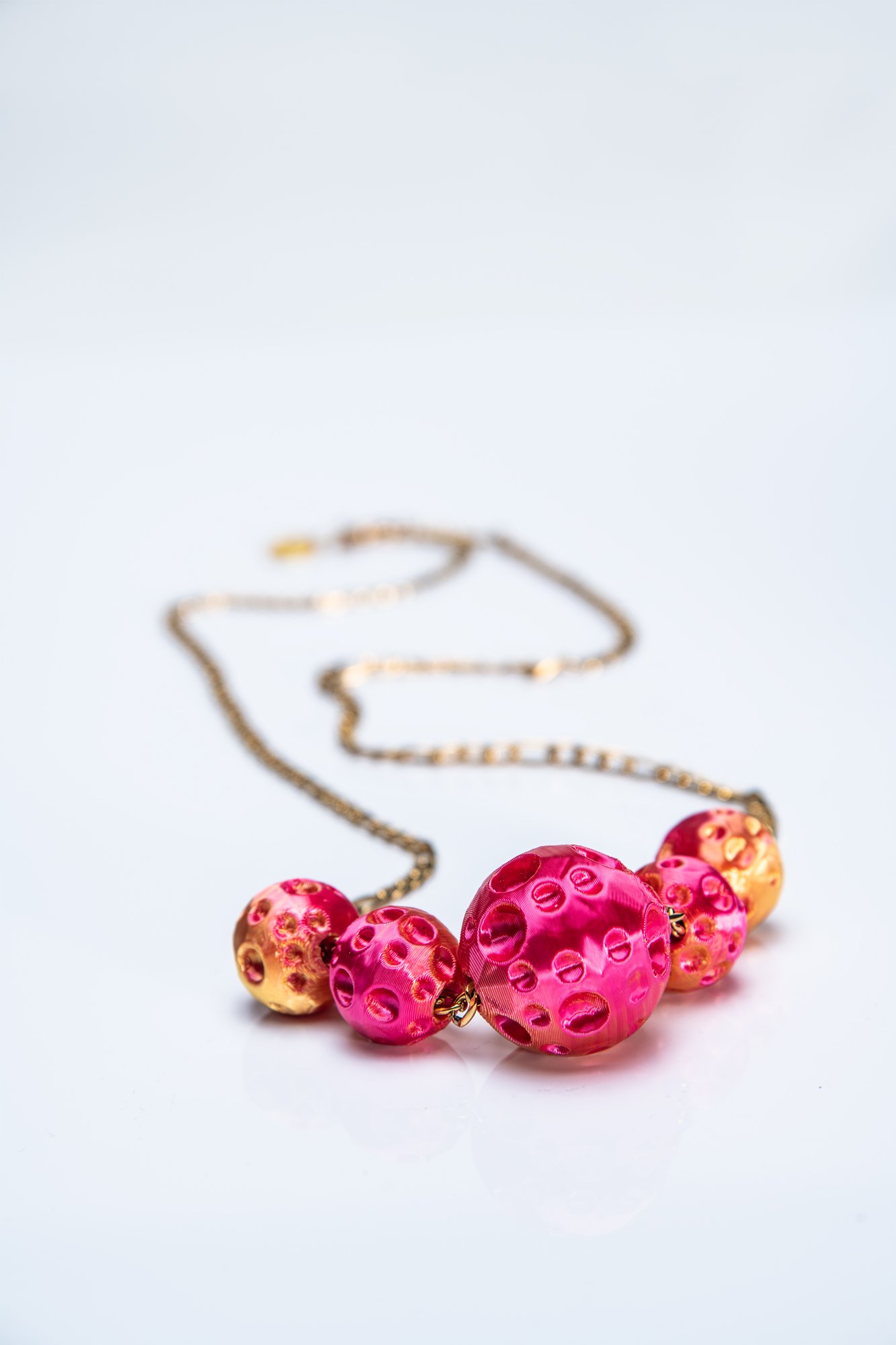 Necklace Moon Sunset Fuchsia