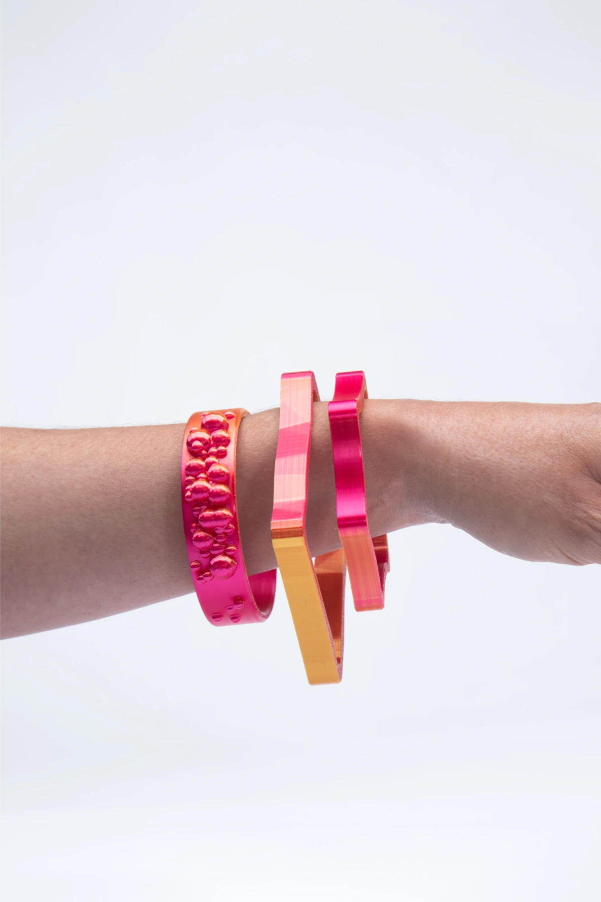 3D-Printed Bracelets Duo Nova Fuchsia - Image 3