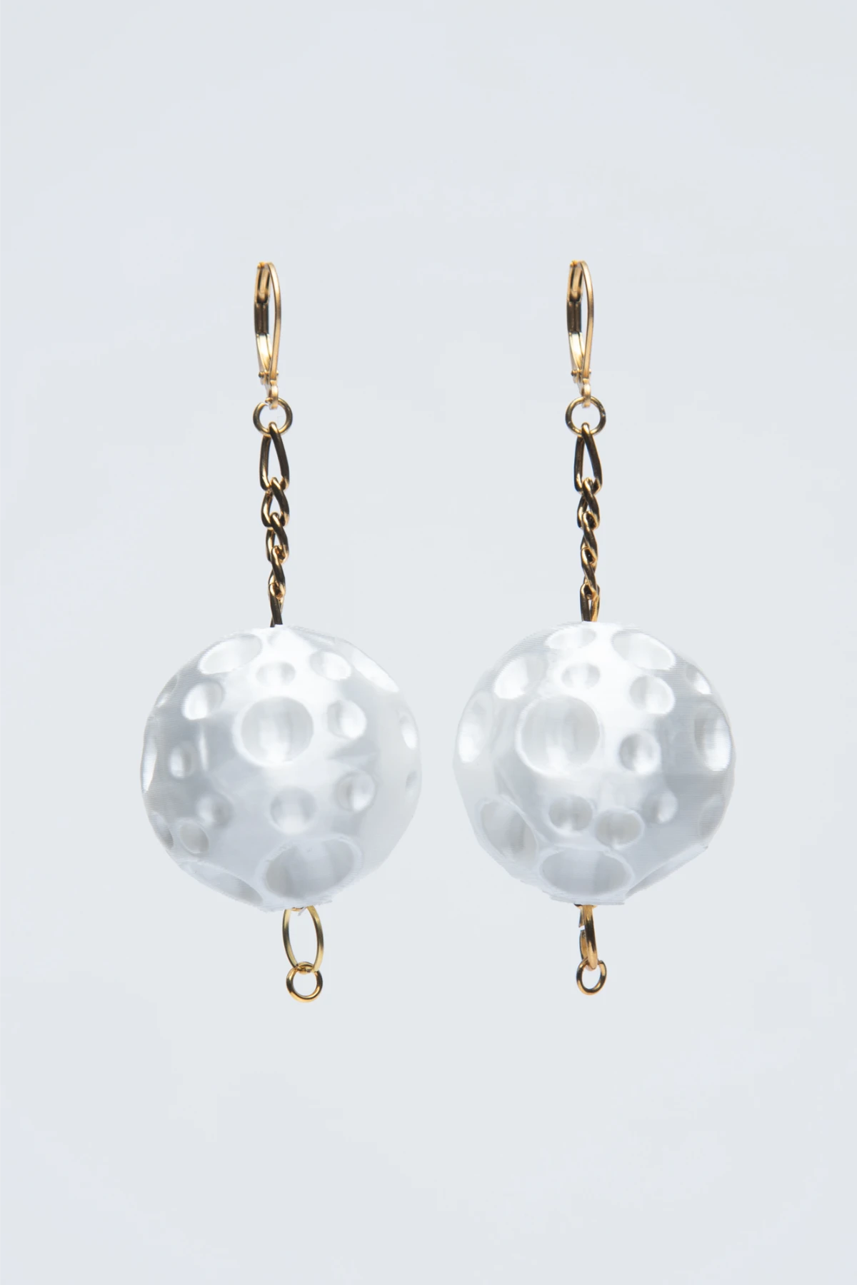 Moon 3D printed earrings in pearl white – elegant eco earrings inspired by the full moon