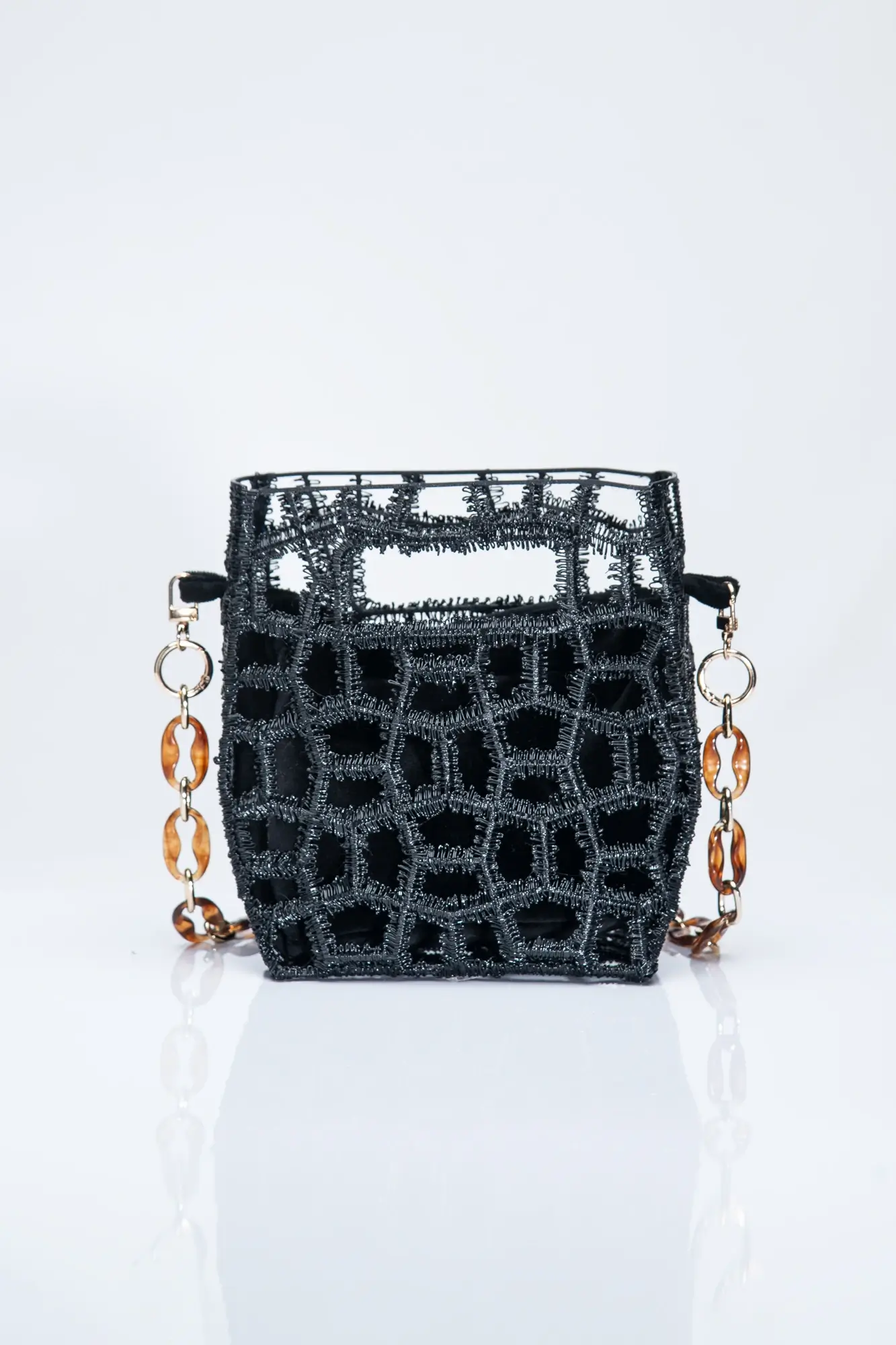 Black Tube Classic 3D printed designer bag – hand-finished eco bag with zigzag texture