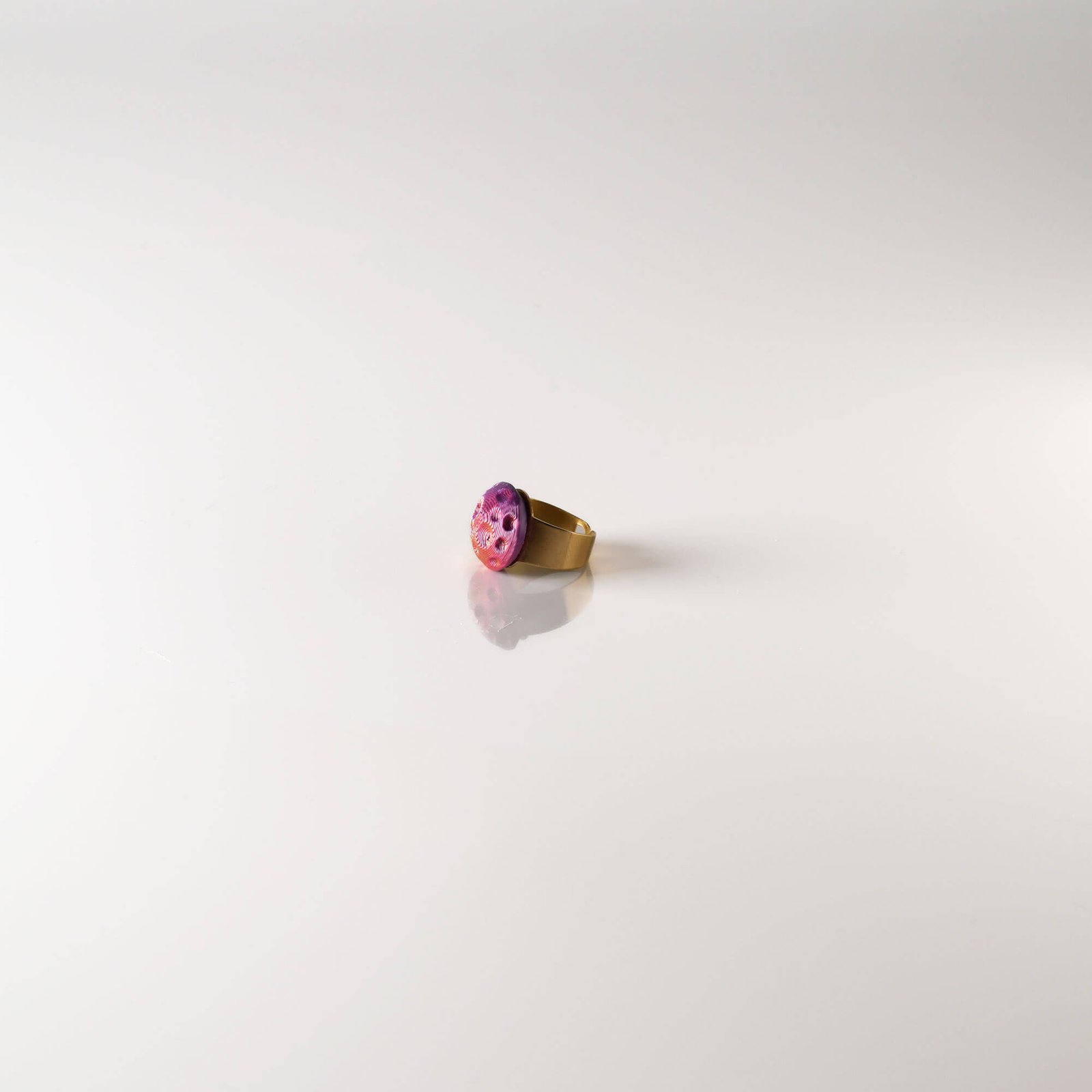 Cosmic Dusk Half Moon ring purple - Image 3