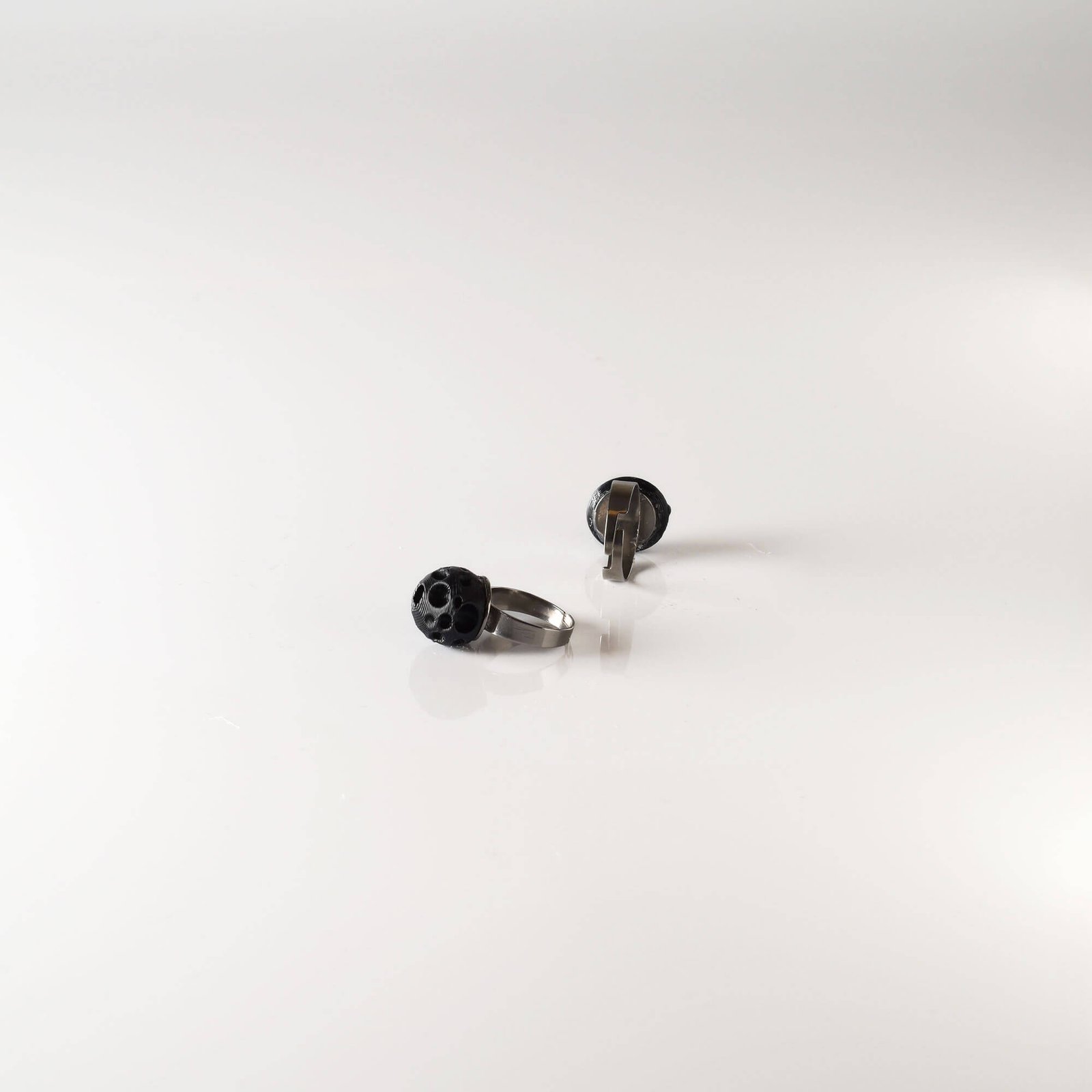 Full Dark Moon ring black - Image 5
