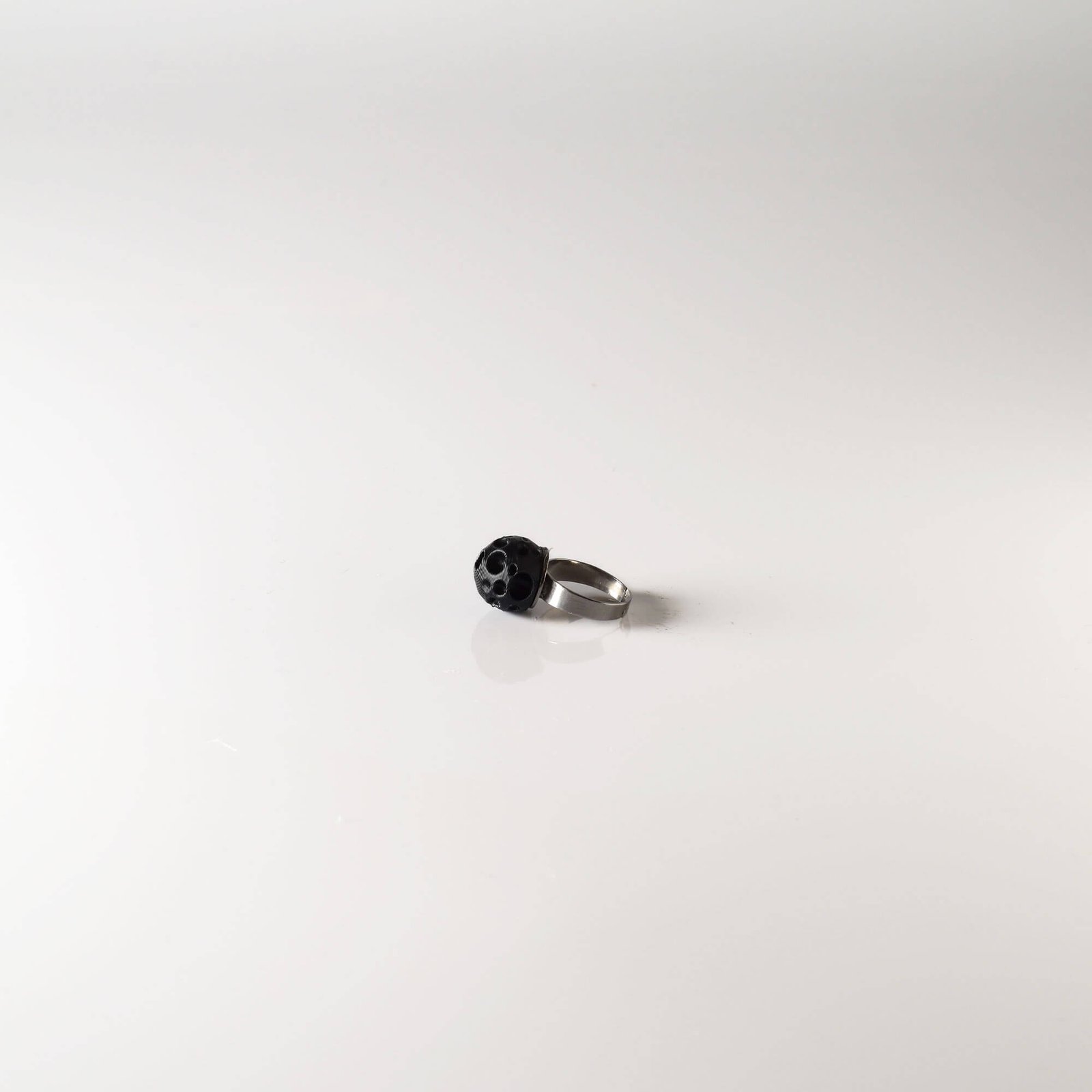 Full Dark Moon ring black - Image 4