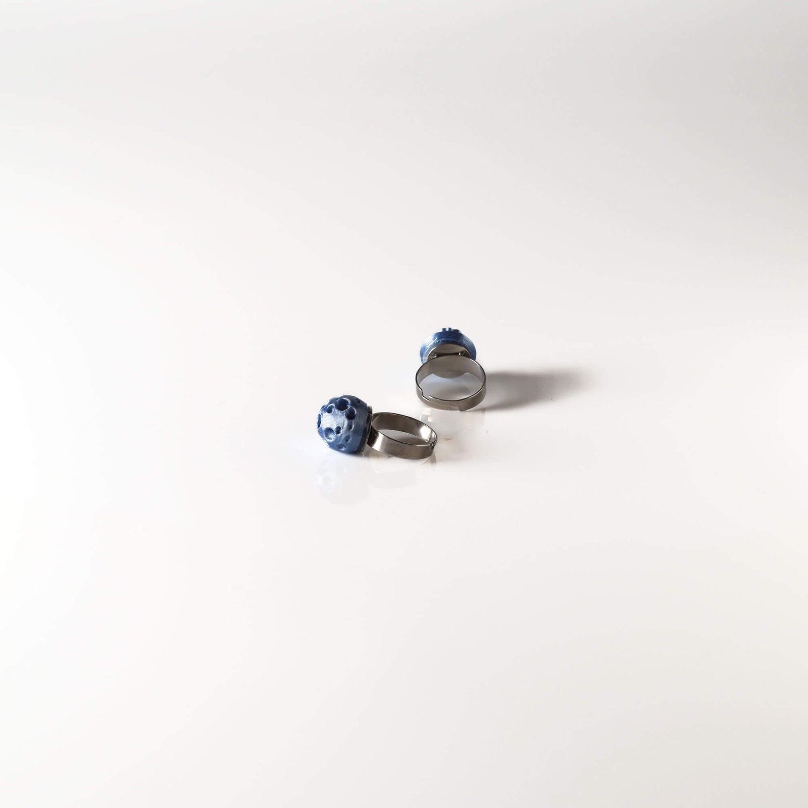 Full Moon Soft Sky ring Blue - Image 3