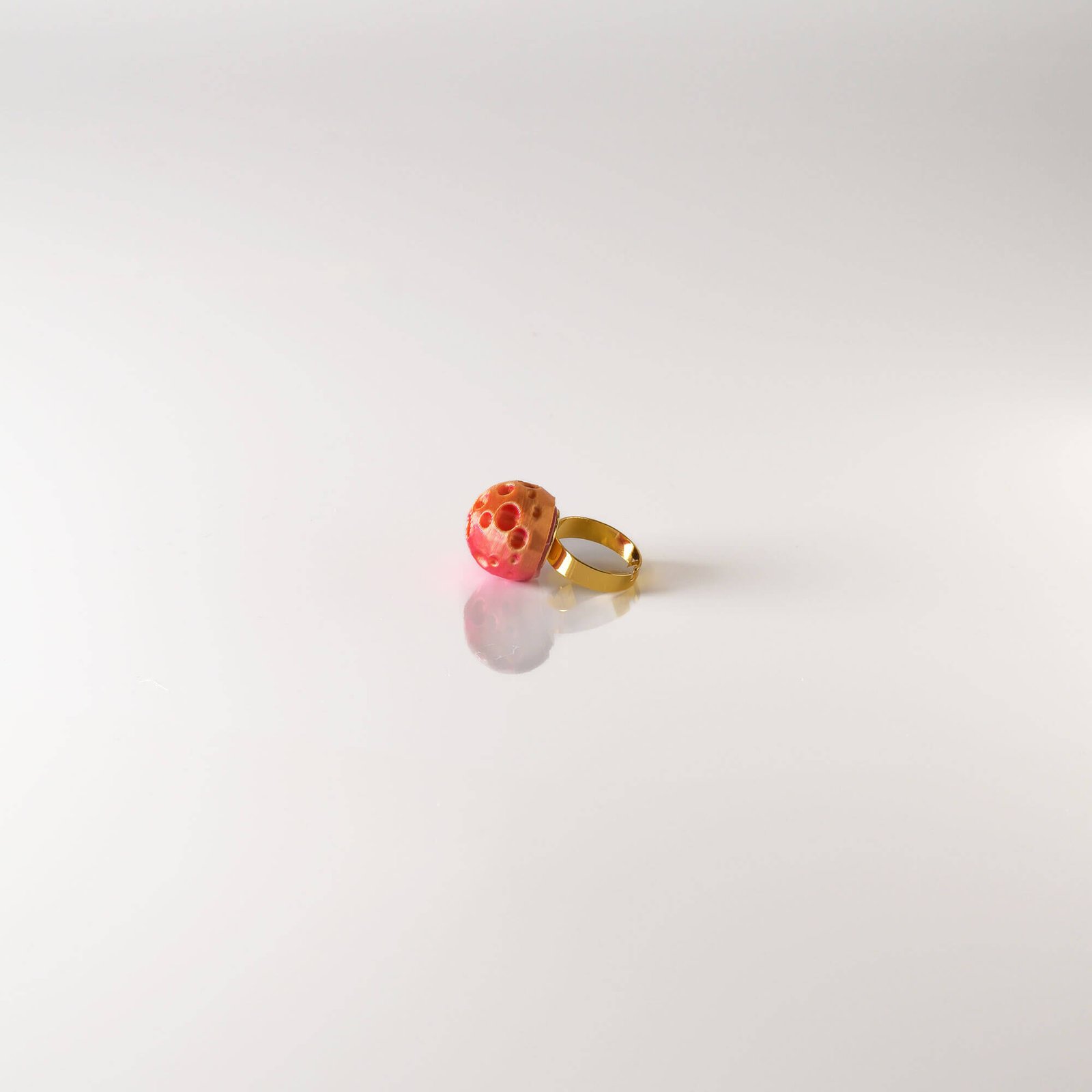 Full Moon Fuchsia pulse ring - Image 6