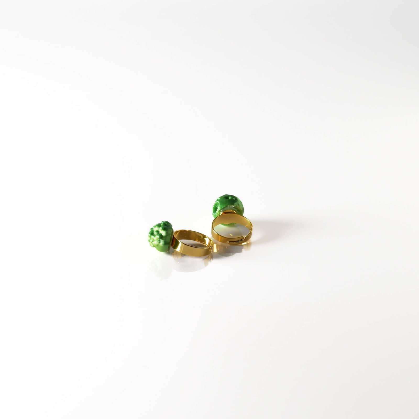 Bubbles ring Emerald Orbit green - Image 8