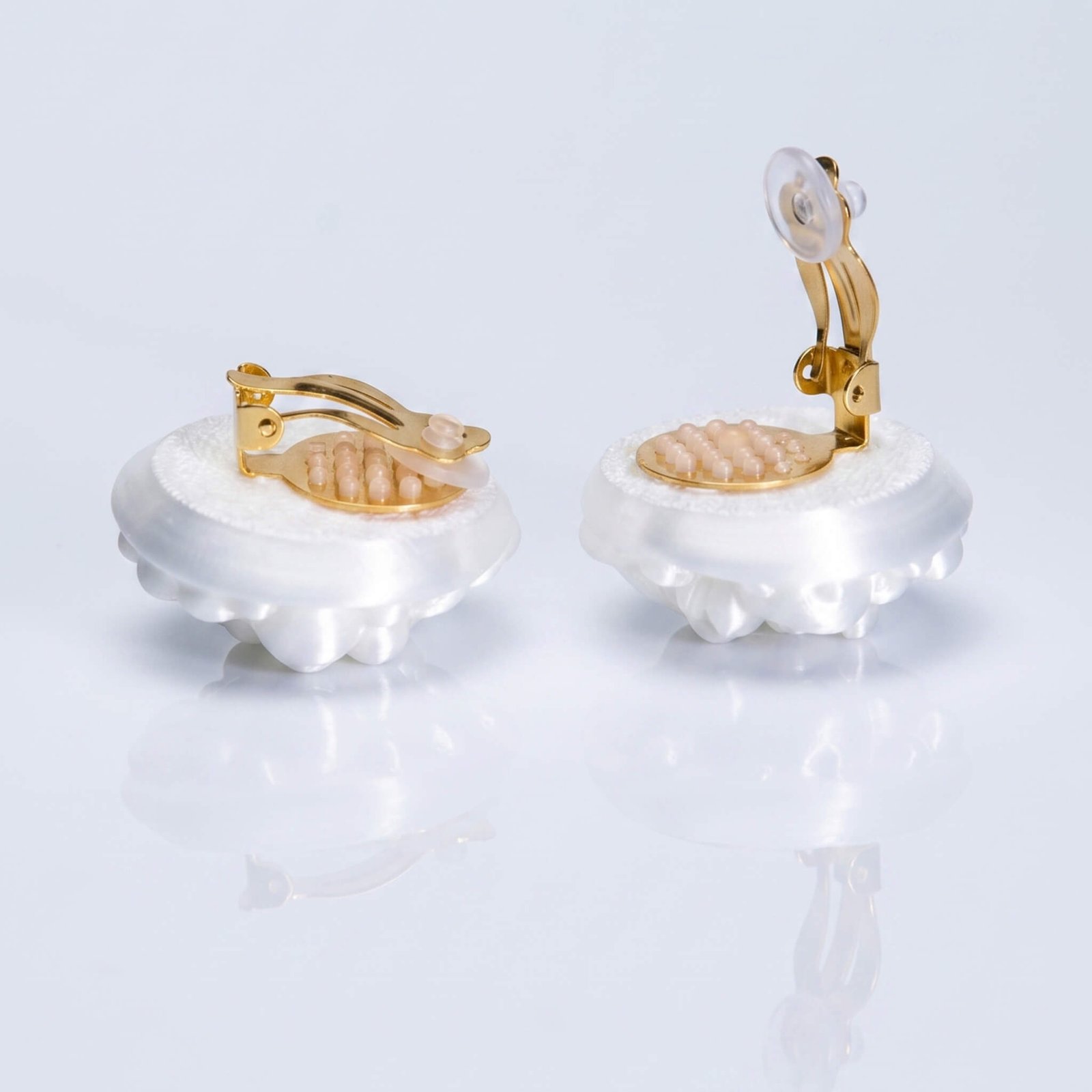 Star Dust earrings Pearl white - Image 3